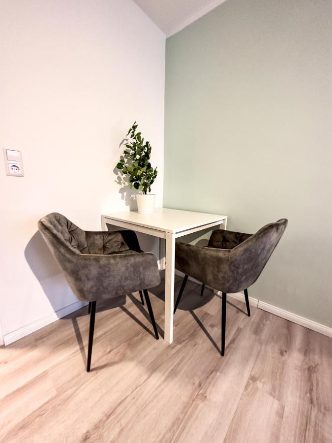 Apartment Fuer 3 Gaeste Mit Kostenlosen Parkplaetzen Und Lift 하노버 외부 사진