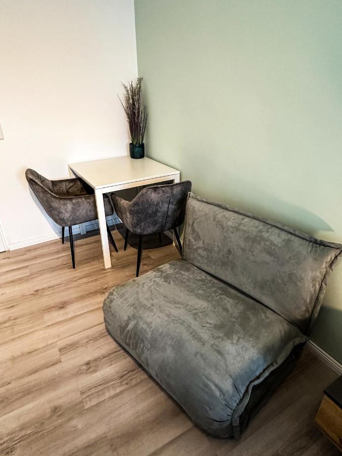 Apartment Fuer 3 Gaeste Mit Kostenlosen Parkplaetzen Und Lift 하노버 외부 사진