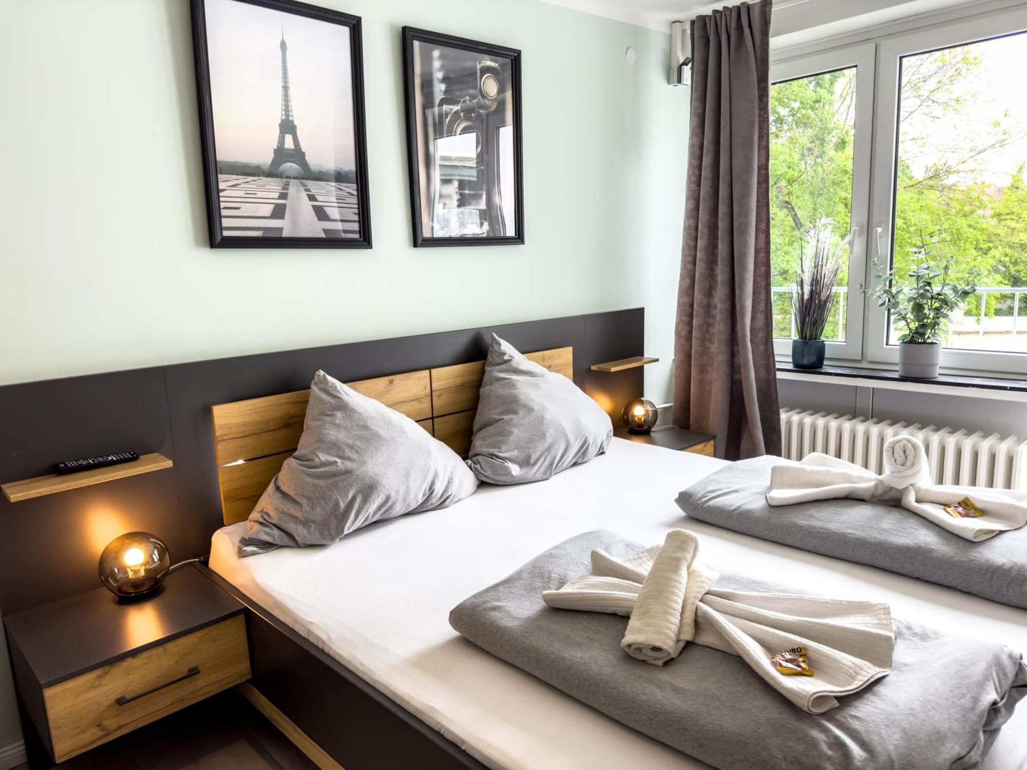Apartment Fuer 3 Gaeste Mit Kostenlosen Parkplaetzen Und Lift 하노버 외부 사진