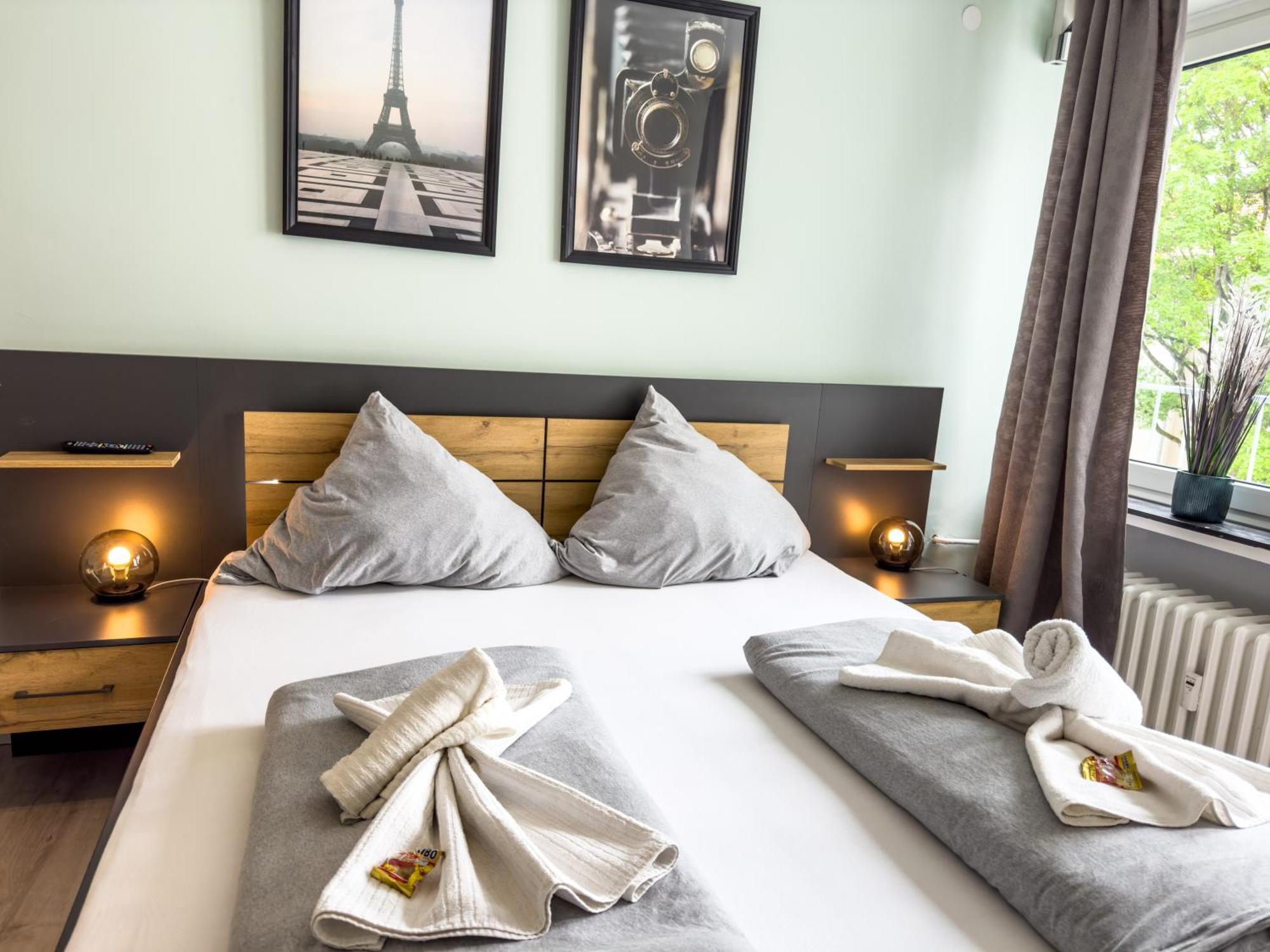 Apartment Fuer 3 Gaeste Mit Kostenlosen Parkplaetzen Und Lift 하노버 외부 사진